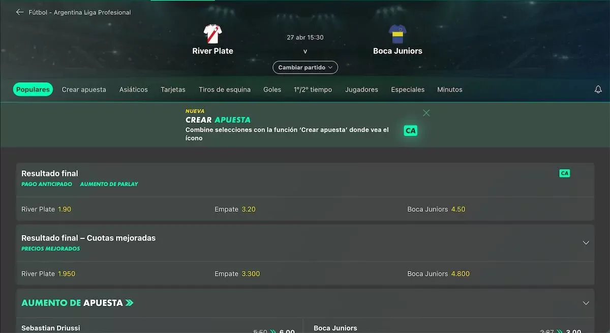 Pantalla de una casa de apuestas con la pestaña de mercados populares abierta sobre un partido de la liga argentina, un aviso central sobre la función para combinar selecciones y, más abajo, los bloques de resultado final y cuotas mejoradas.